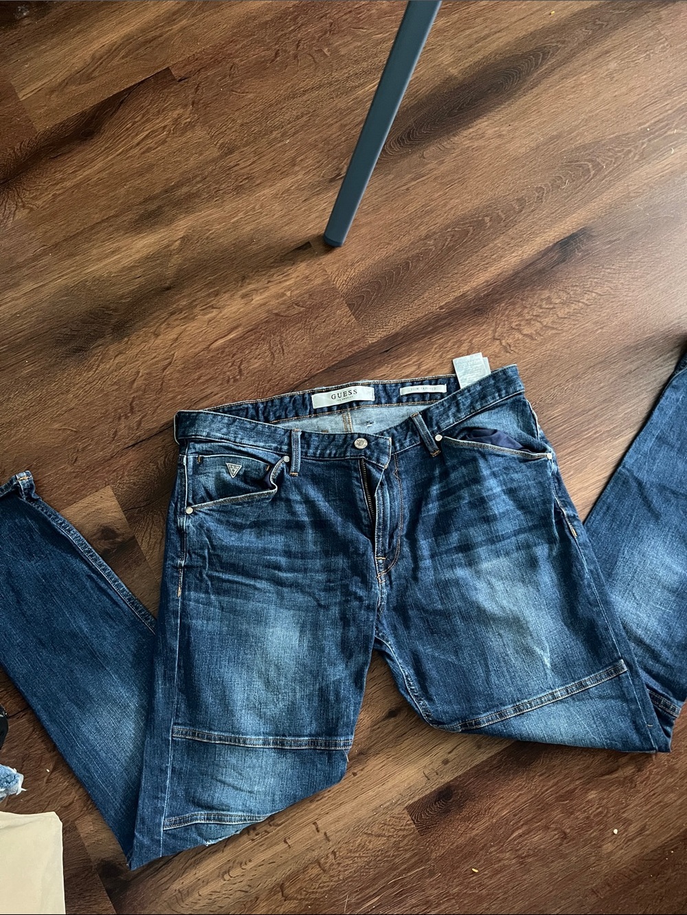 GUESS Men's Dark Blue Slim Straight Jeans